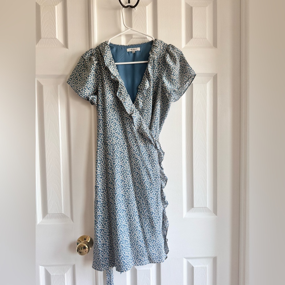 Madewell Silk Ruffle-Edge Wrap Dress in Bitsy Floral